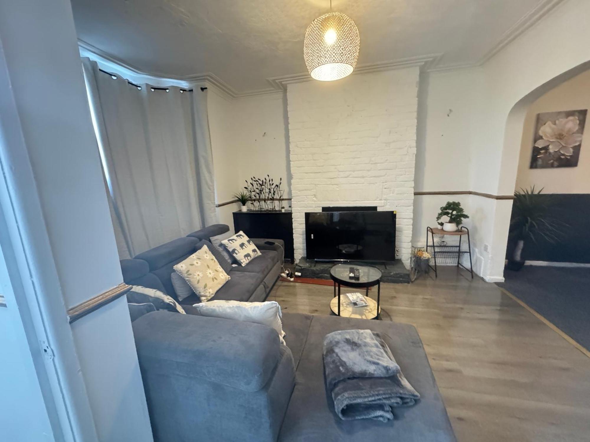 Holiday home Near Ethiad Stadium *